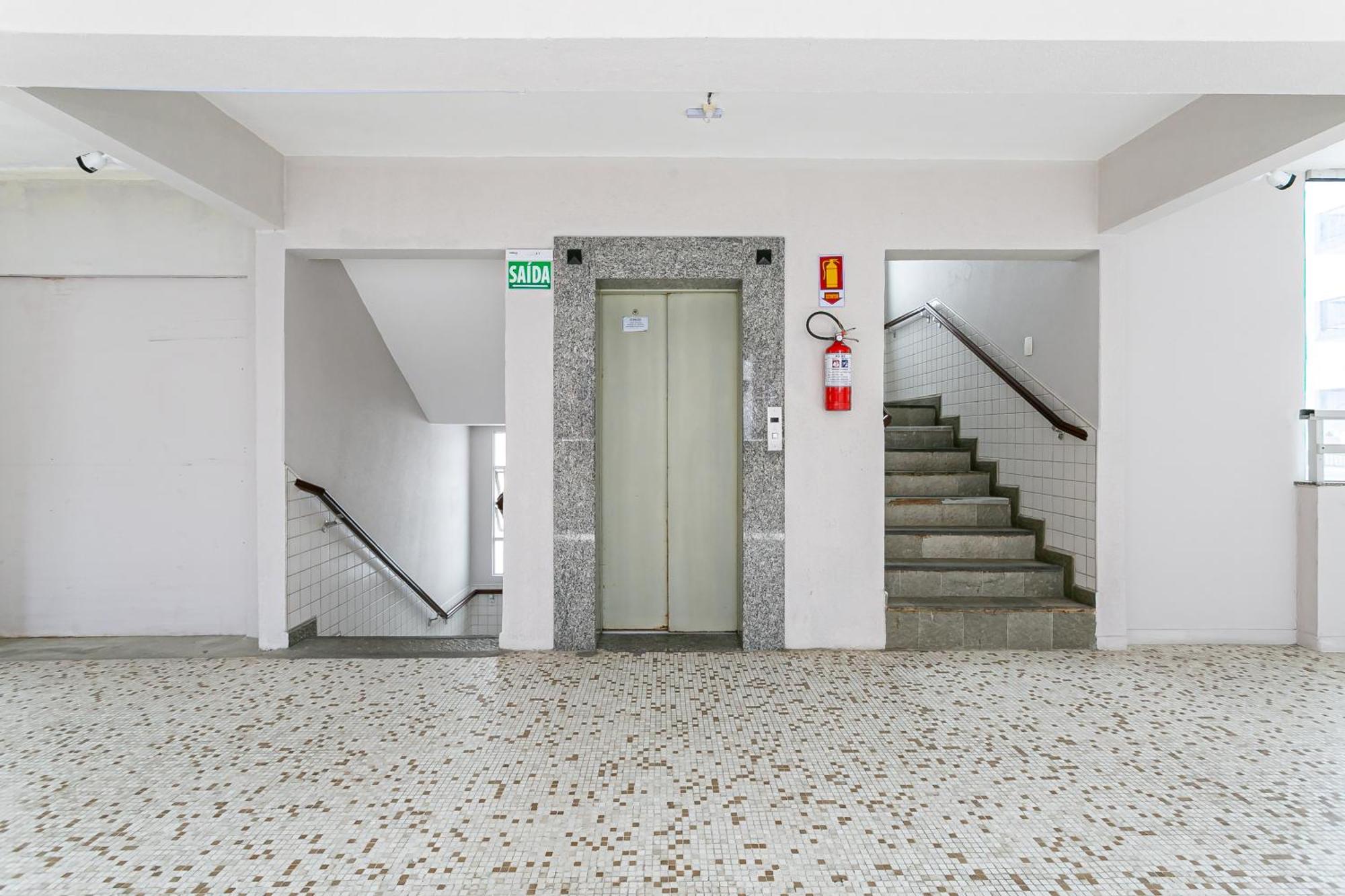 Apto Na Avenida Atlantica * Balneario Camboriu